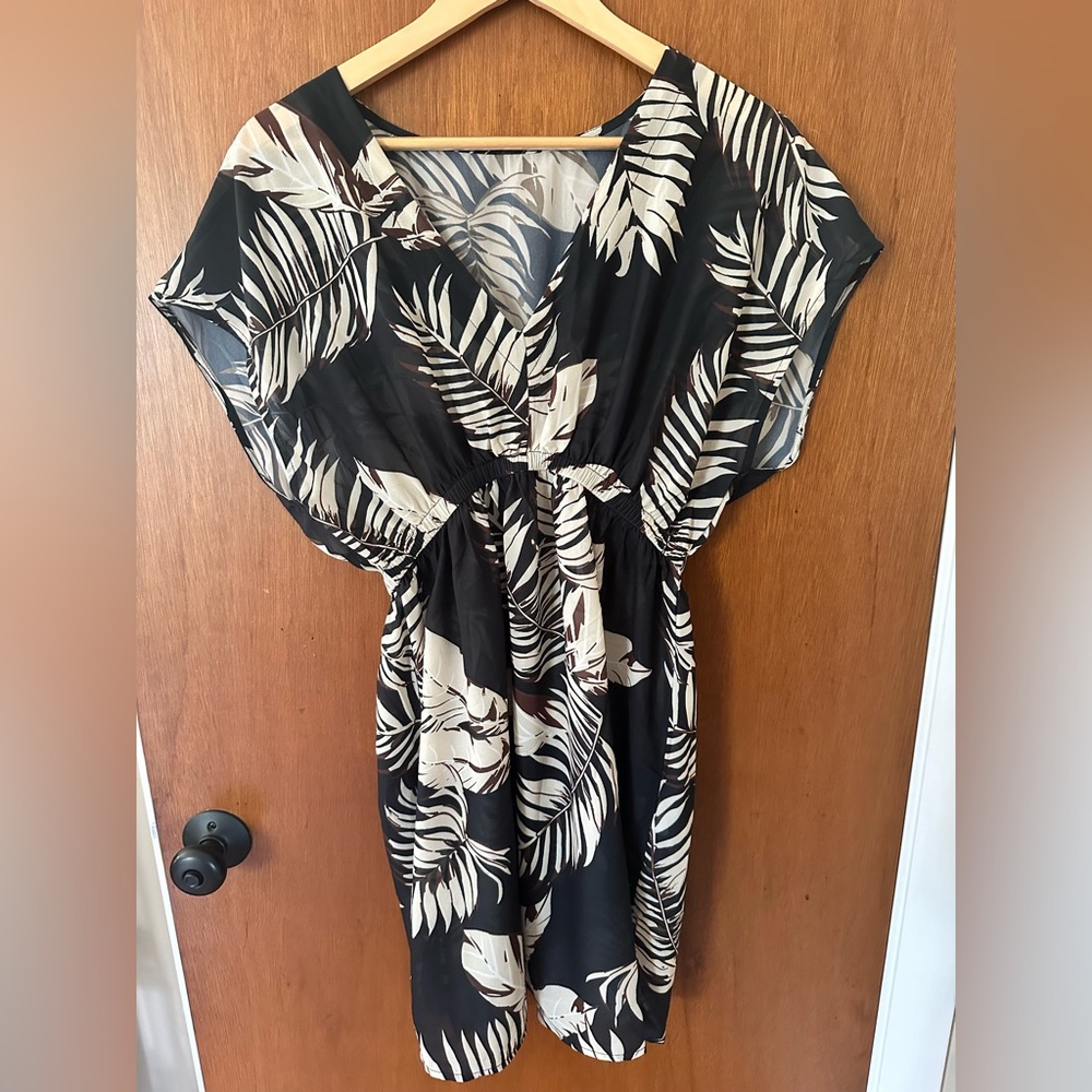 CUPSHE Black Tropical Leaf Print Midi Dress